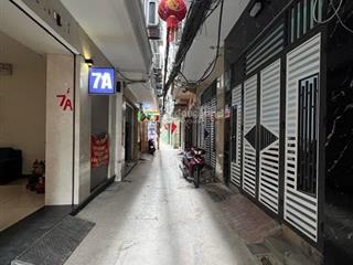 26, bán ccmn quan hoa  2 mặt thoáng  ngõ thông  7 tầng thang máy  dòng tiền ổn định