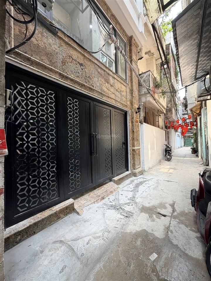 31, bán ccmn trần cung  2 mặt ngõ  7 tầng  thang máy  20 pkk  dòng tiền ổn định