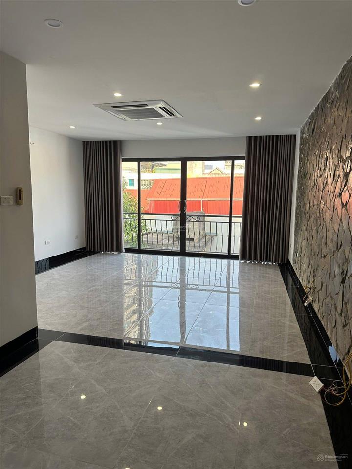 39, bán nhà mạc thái tổ  phân lô  ô tô tránh  trung tâm cầu giấy