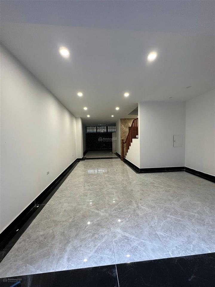 39, bán nhà mạc thái tổ  phân lô  ô tô tránh  trung tâm cầu giấy