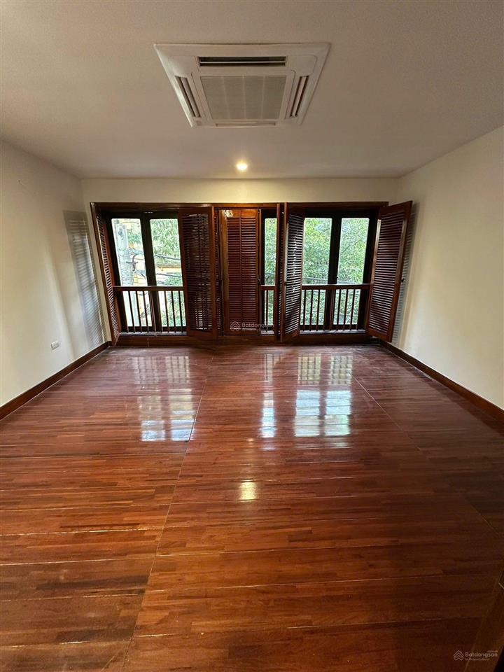 39, bán nhà mạc thái tổ  phân lô  ô tô tránh  trung tâm cầu giấy