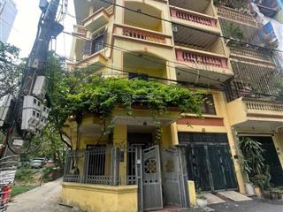 38, bán nhà hoàng quốc việt  lô góc  ô tô đỗ cửa  dân xây chắc chắn