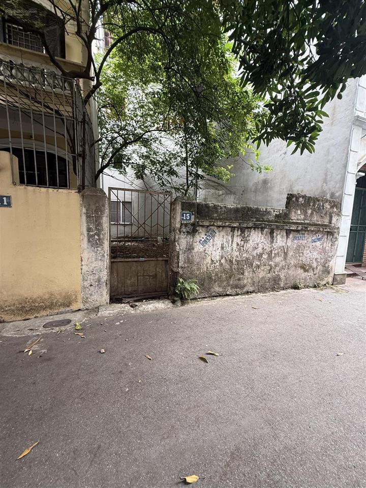 21, bán nhà hoàng quốc việt  bán đất tặng nhà  phân lô  ôtô đỗ  2 mặt ngõ