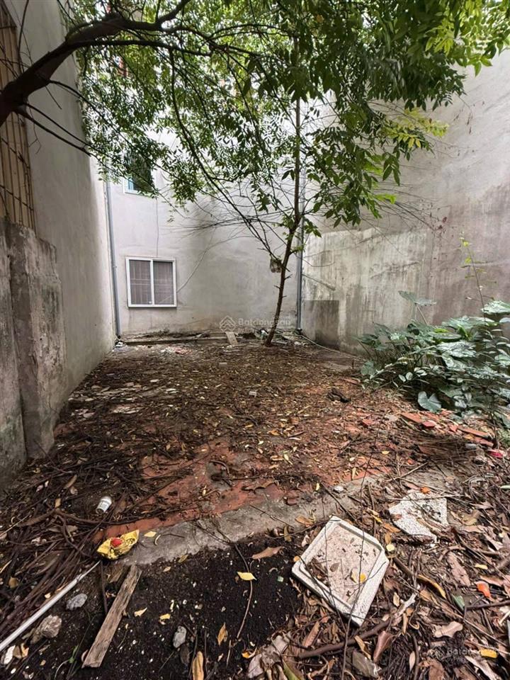 21, bán nhà hoàng quốc việt  bán đất tặng nhà  phân lô  ôtô đỗ  2 mặt ngõ