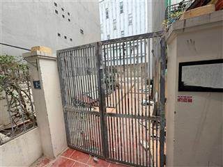 45, bán đất cầu giấy  ô tô vào nhà  lô góc  tương lai mặt phố  gần đường 2.5