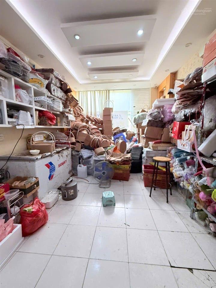 54, bán nhà mặt phố trung kính  2 thoáng  vỉa hè rộng kinh doanh bất chấp