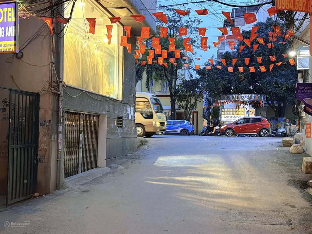 55, bán nhà lạc long quân  bán đất tặng nhà  50 ra hồ tây  xây chdv cực đỉnh