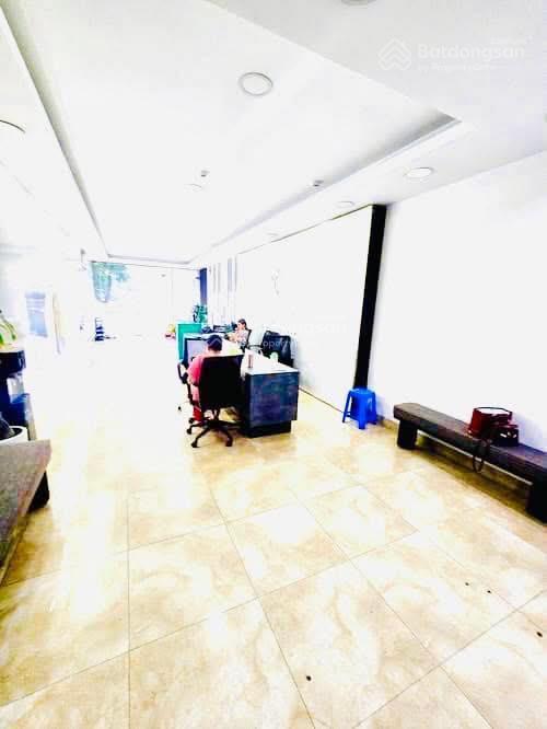 Bán nhà mặt phố nguyễn khang  8 tầng  thang máy  thông sàn  văn phòng  59