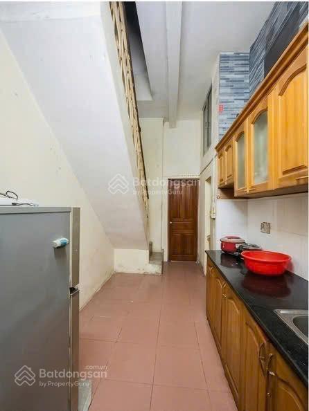 Bán nhà mặt phố nghĩa tân  2 thoáng  kinh doanh sầm uất  vị trí đắc địa  65