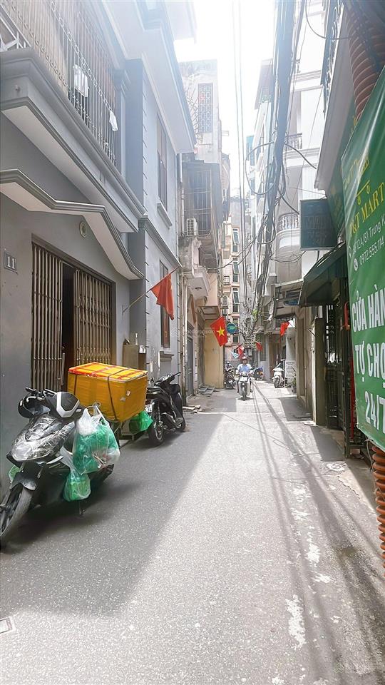 Bán nhà trung kính  lô góc  ngõ rộng  xây ccmn, văn phòng cực đỉnh  71