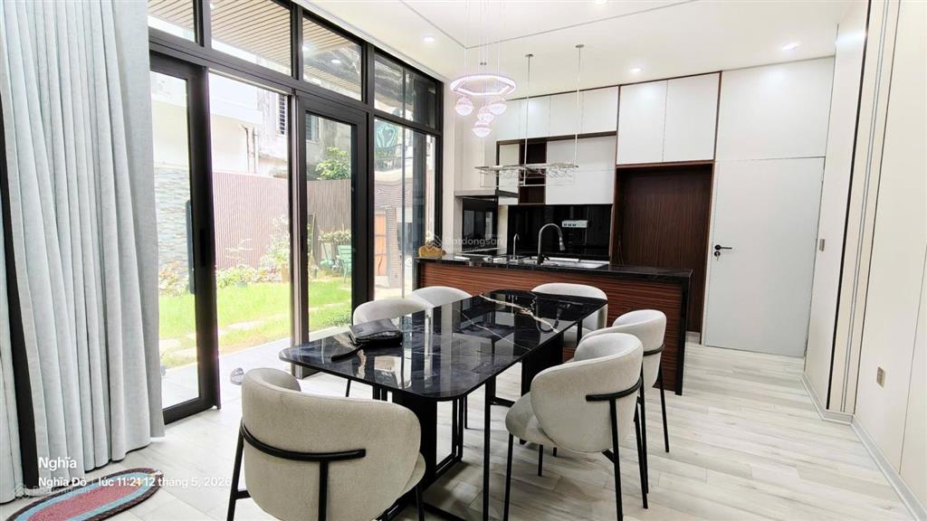 Bán nhà trần cung  lô góc  3 mặt thoáng  phân lô  sân vườn  70