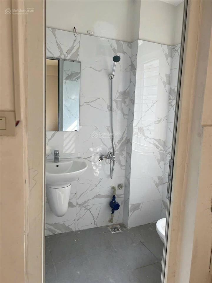 Bán ccmn doãn kế thiện  8 tầng  thang máy  27 phòng  120tr/tháng  86
