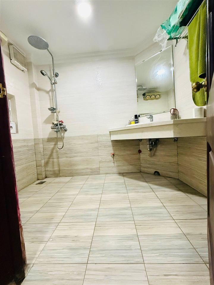 Bán nhà trung kính  ngõ thông  40m ra mặt phố  khung cột bê tông chắc chắn  87