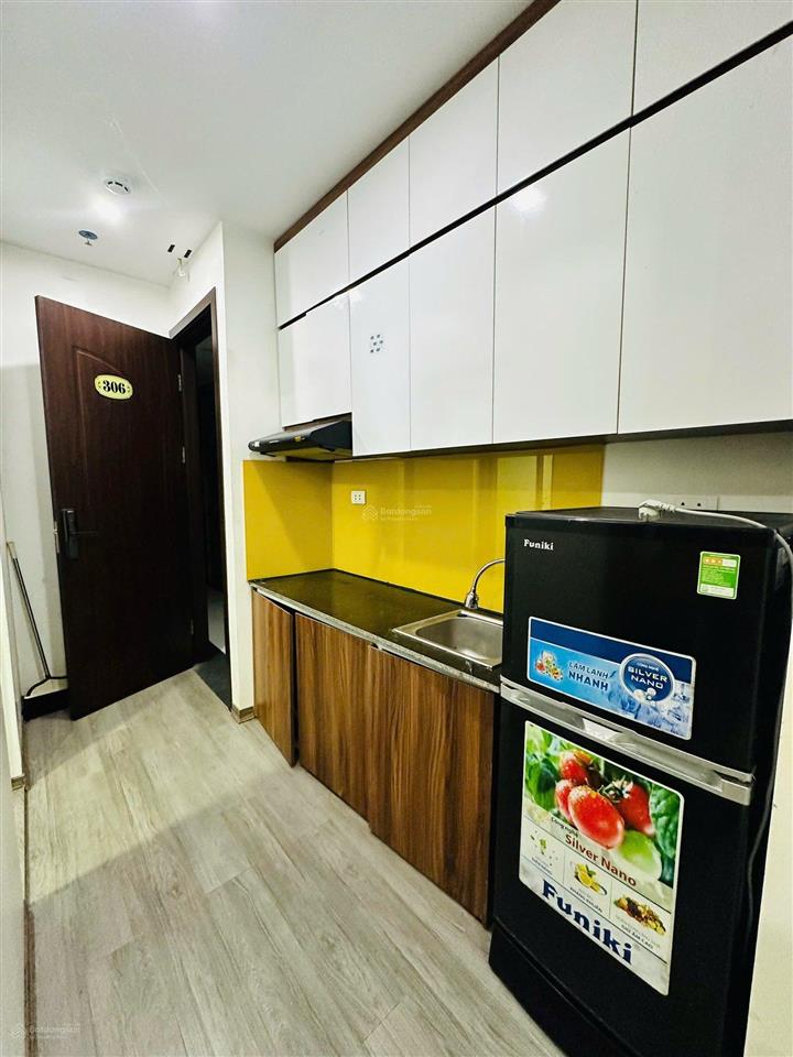 Bán ccmn nguyễn ngọc vũ  7 tầng  thang máy  ô tô đỗ cửa  35 phòng  96