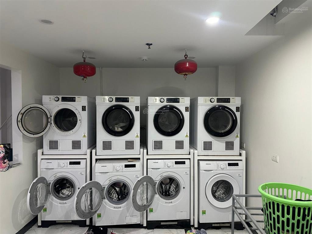 Bán ccmn nguyễn ngọc vũ  7 tầng  thang máy  ô tô đỗ cửa  35 phòng  96