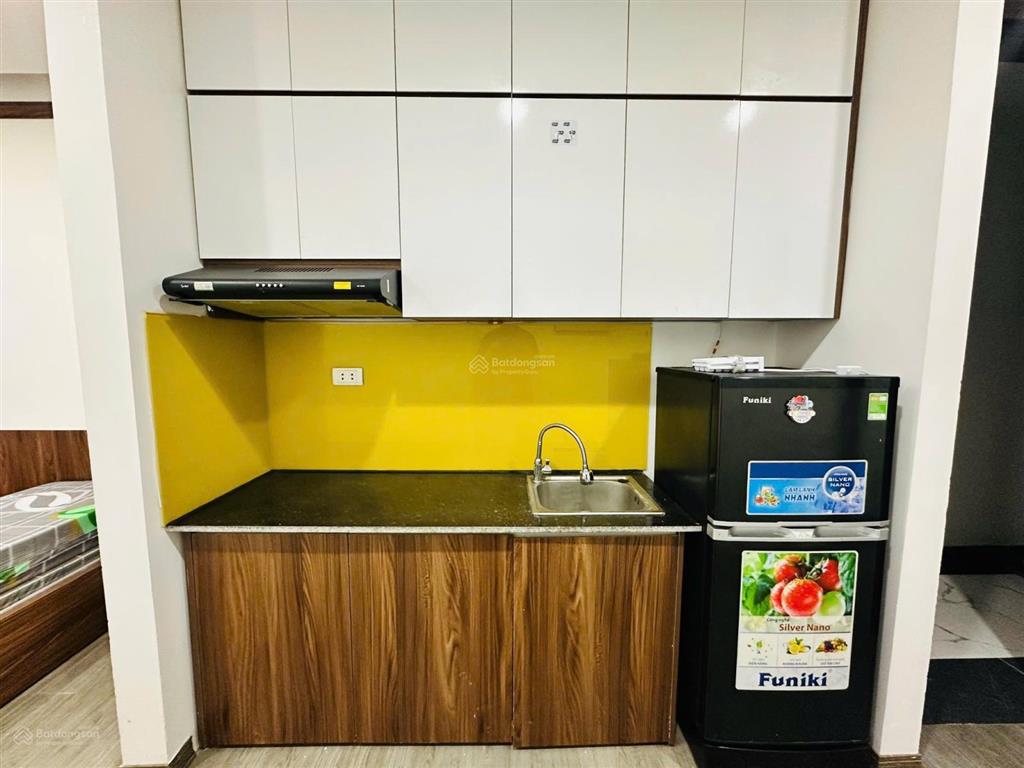 Bán ccmn nguyễn ngọc vũ  7 tầng  thang máy  ô tô đỗ cửa  35 phòng  96