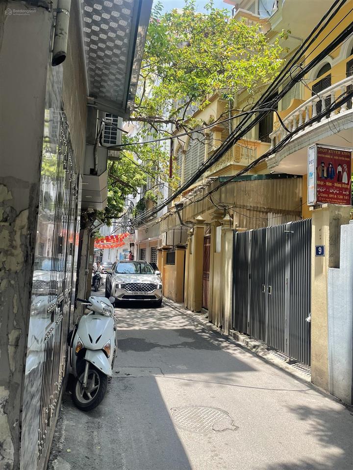 Bán đất hoàng quốc việt  ô tô qua cửa  gần mặt phố  xây cmnn, biệt thự  90