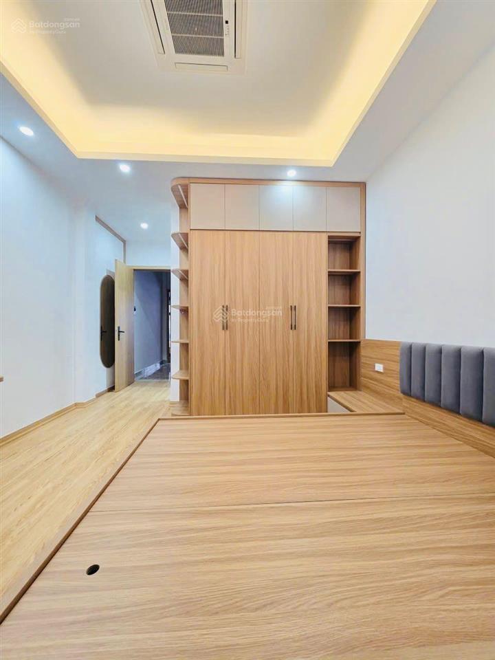 Bán nhà phạm tuấn tài  phân lô  ô tô tránh  2 thoáng  5 tầng thang máy  89