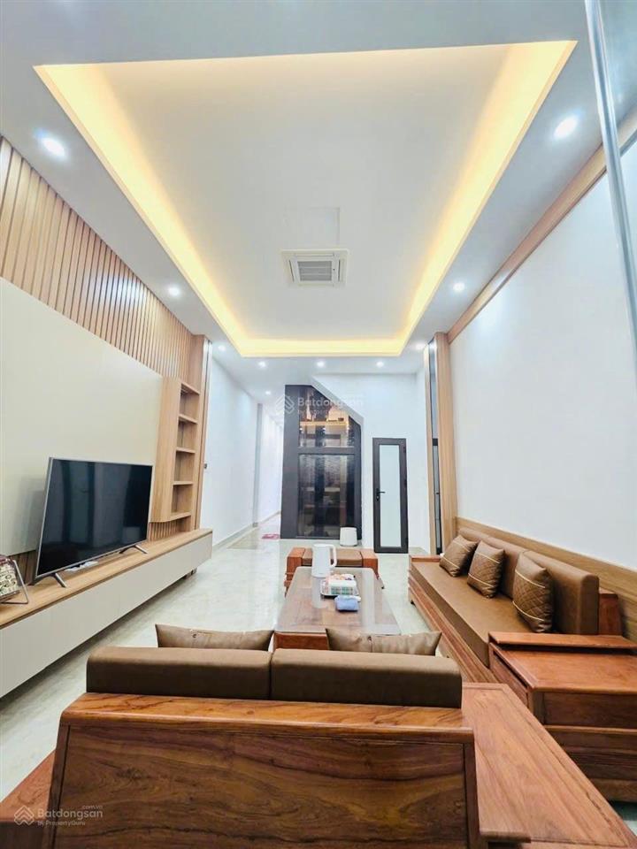 Bán nhà phạm tuấn tài  phân lô  ô tô tránh  2 thoáng  5 tầng thang máy  89