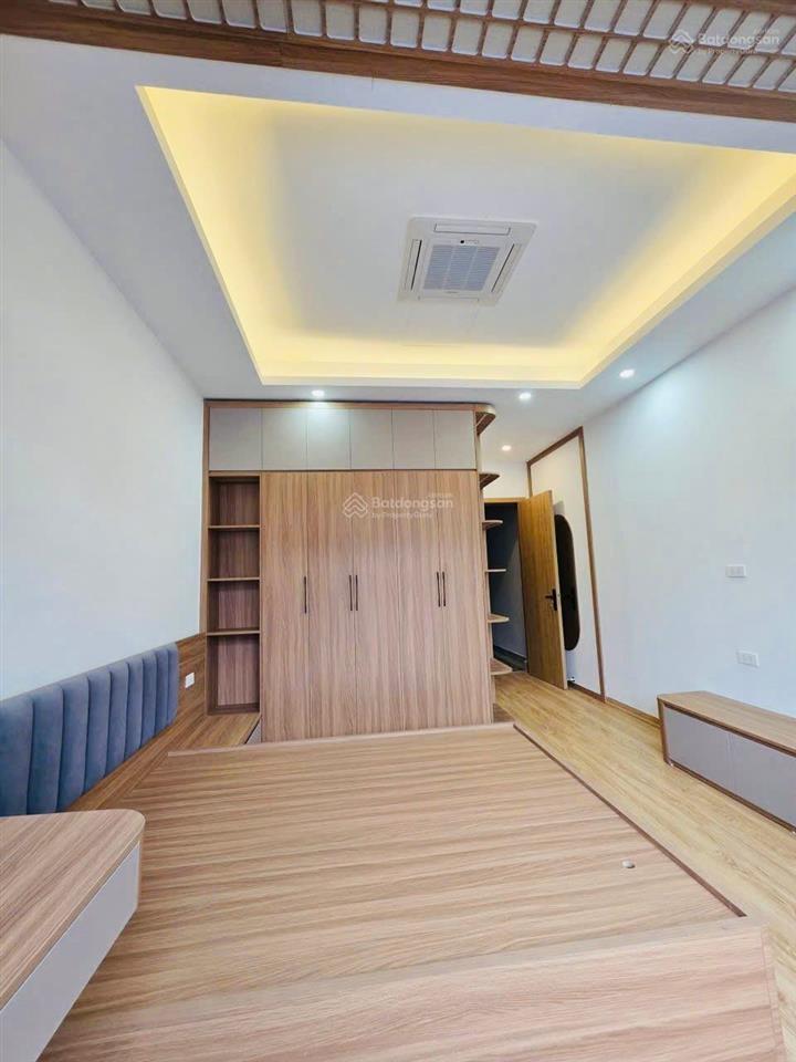 Bán nhà phạm tuấn tài  phân lô  ô tô tránh  2 thoáng  5 tầng thang máy  89
