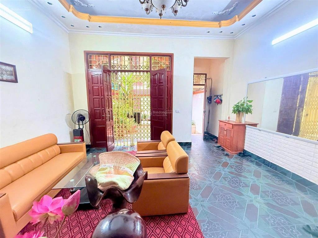 Bán nhà trần cung  bán đất tặng nhà  ngõ thông  tiềm năng xây ccmn  88
