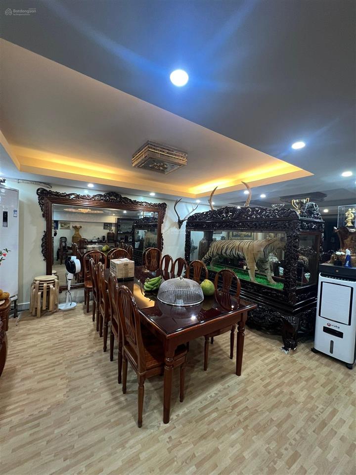 Bán biệt thự cầu giấy  nội thất gỗ quý  mua ở ngay  hiếm có khó tìm