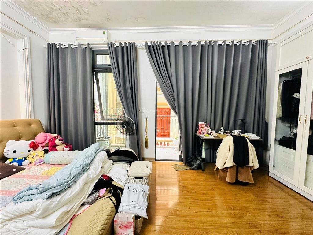 Bán nhà hoàng quốc việt  phân lô  2 thoáng  sổ đẹp  nở hậu  103