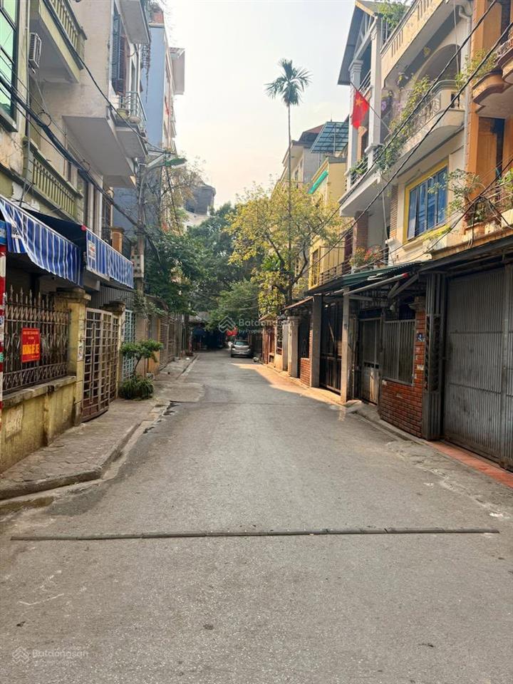 Bán nhà trần quốc hoàn  lô góc  2 mặt ngõ ô tô tránh  sổ đẹp  104