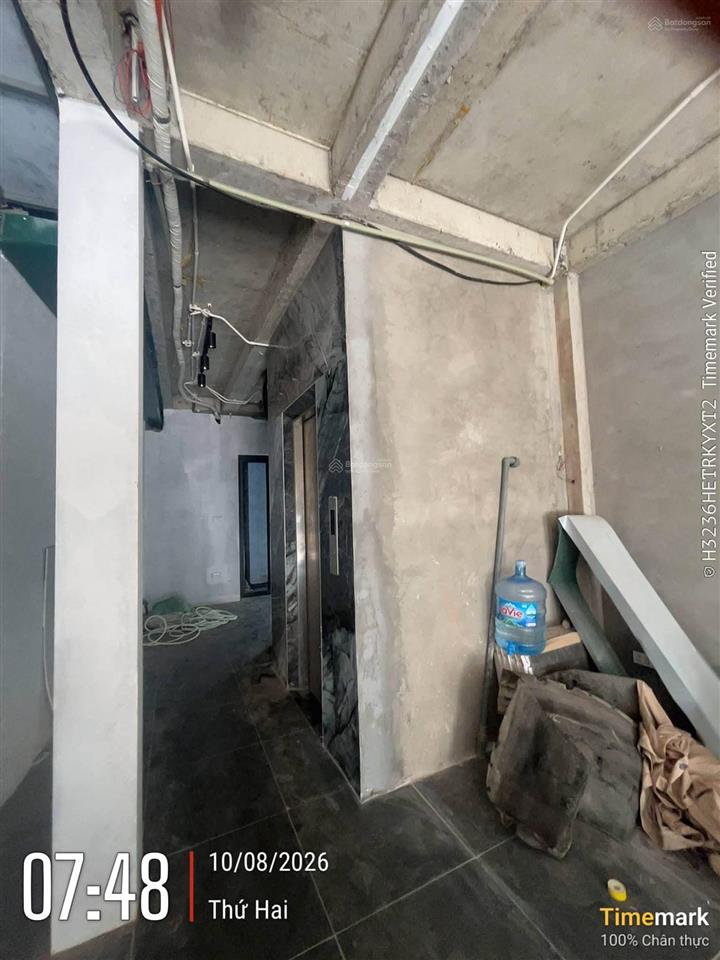 Bán nhà mặt phố trương công giai  4 tầng 1 tum  thang máy  kinh doanh đỉnh  phố vip  119