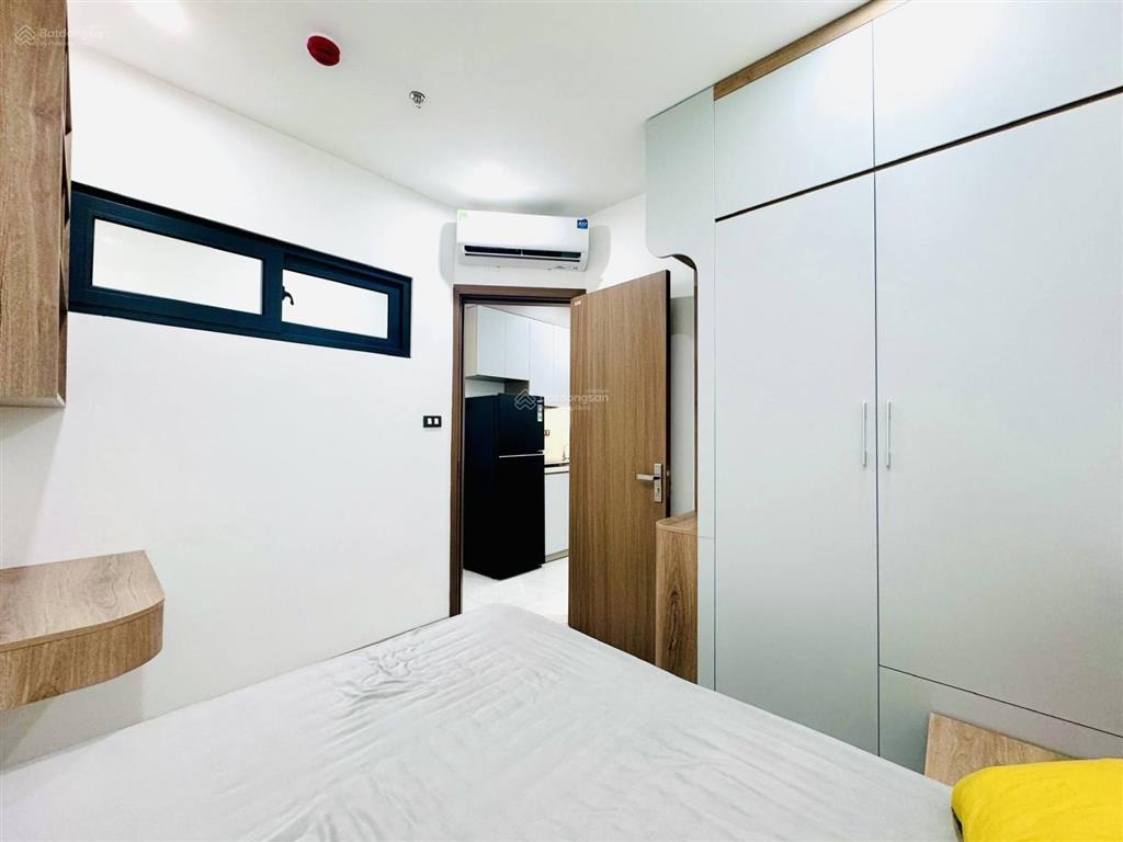 Bán ccmn phùng chí kiên  10 tầng thang máy  ô tô đỗ cửa  15 căn hộ + 1 sàn spa  ngõ thông