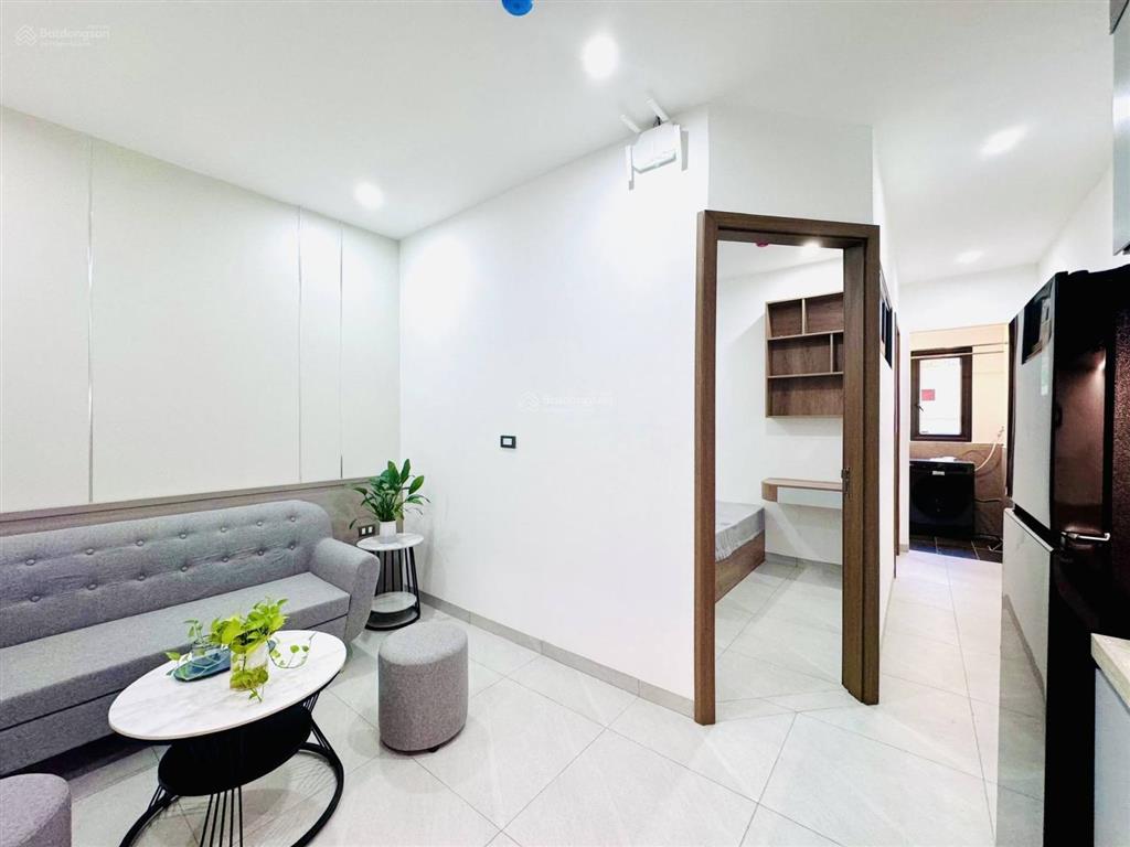 Bán ccmn phùng chí kiên  10 tầng thang máy  ô tô đỗ cửa  15 căn hộ + 1 sàn spa  ngõ thông