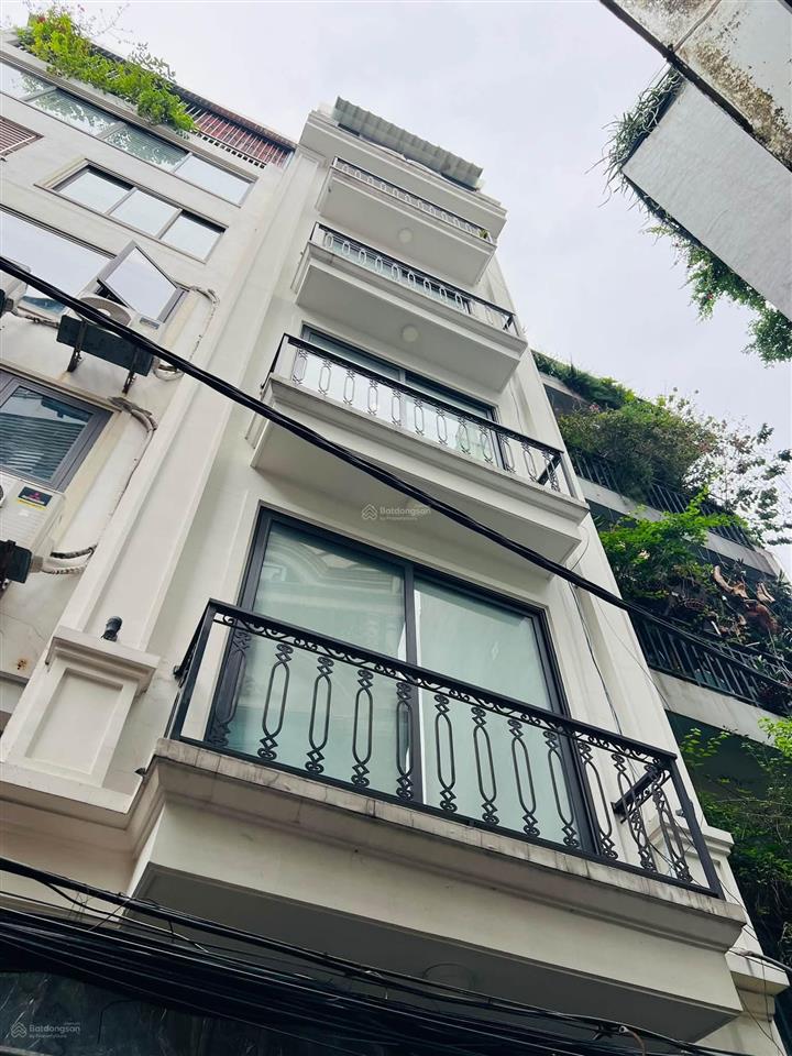 Bán nhà khúc thừa dụ  7 tầng thang máy  ngõ thông  ô tô vào nhà