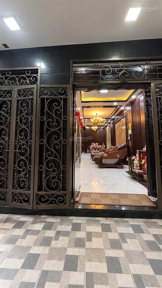 Bán nhà phố hoa bằng  nhà đẹp  ô tô vào nhà  có thể lắp thang máy