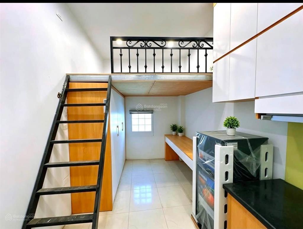 Bán ccmn trần thái tông  6 tầng thang máy  18 phòng  dòng tiền 70tr/tháng
