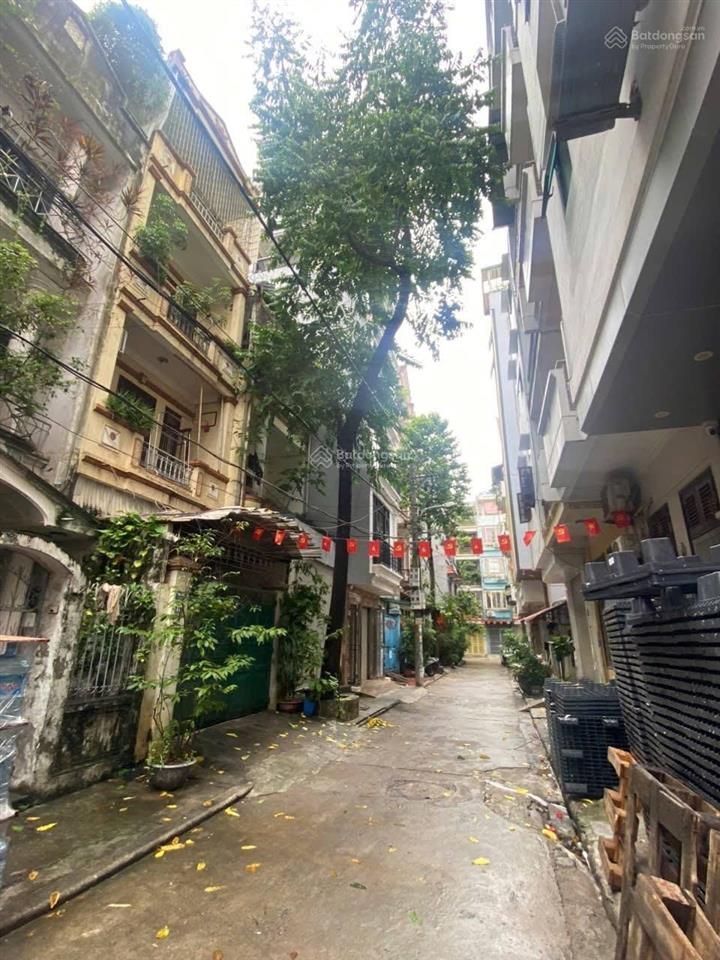 Bán nhà phố nghĩa đô  phân lô  2 mặt ngõ  ô tô tránh  giá mềm  cần bán gấp  sổ vuông