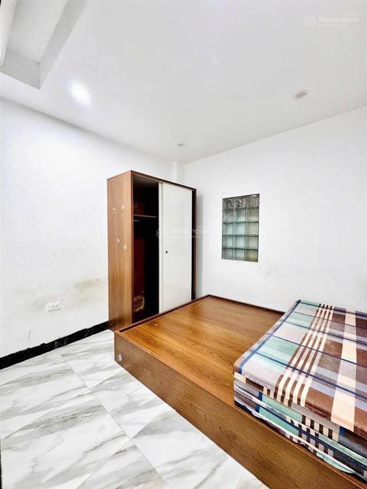 Bán ccmn trần quốc vượng  8 tầng thang máy  25 phòng + 1 penthouse  dòng tiền 200/th