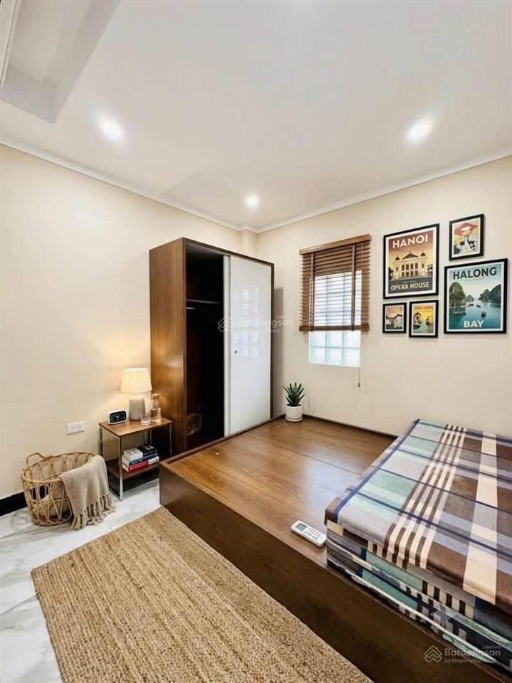 Bán ccmn trần quốc vượng  8 tầng thang máy  25 phòng + 1 penthouse  dòng tiền 200/th