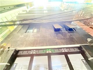 Bán ccmn trần quốc vượng  8 tầng thang máy  25 phòng + 1 penthouse  dòng tiền 200/th