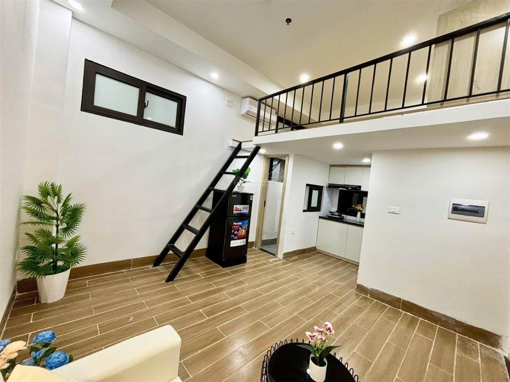 Bán ccmn trung kính  ngõ thông  view hồ  thang máy full nội thất  100tr/tháng