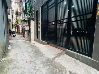 Bán ccmn trung kính  ngõ thông  view hồ  thang máy full nội thất  100tr/tháng