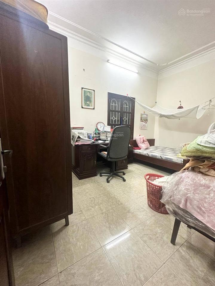 Bán nhà xuân thủy  biệt thự sân vườn  ngõ ô tô  lô góc 3 thoáng  tiện ích đầy đủ