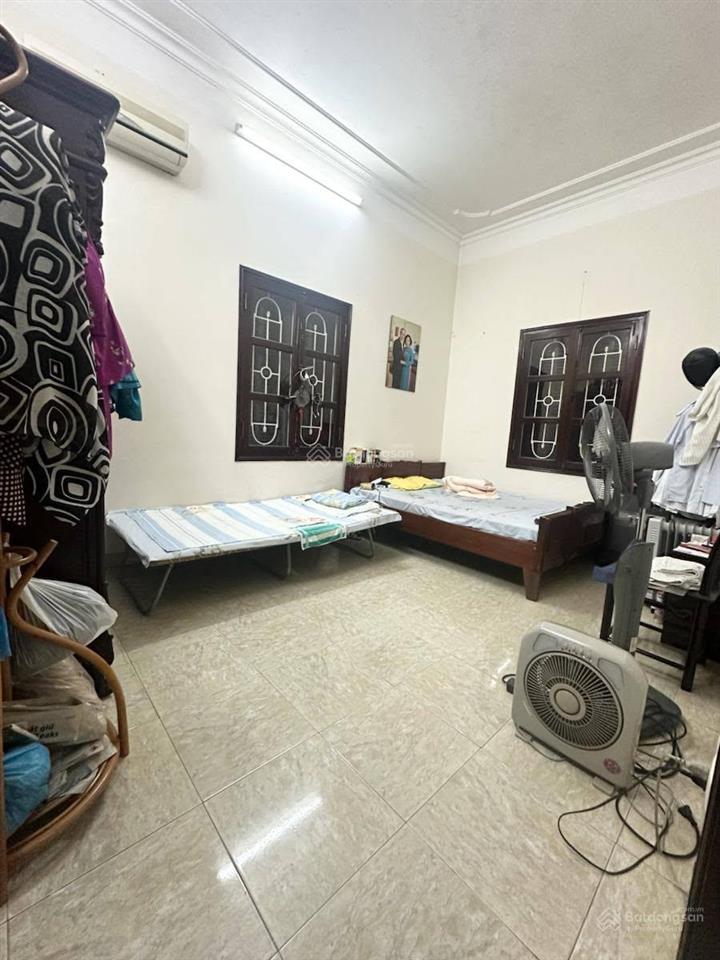 Bán nhà xuân thủy  biệt thự sân vườn  ngõ ô tô  lô góc 3 thoáng  tiện ích đầy đủ