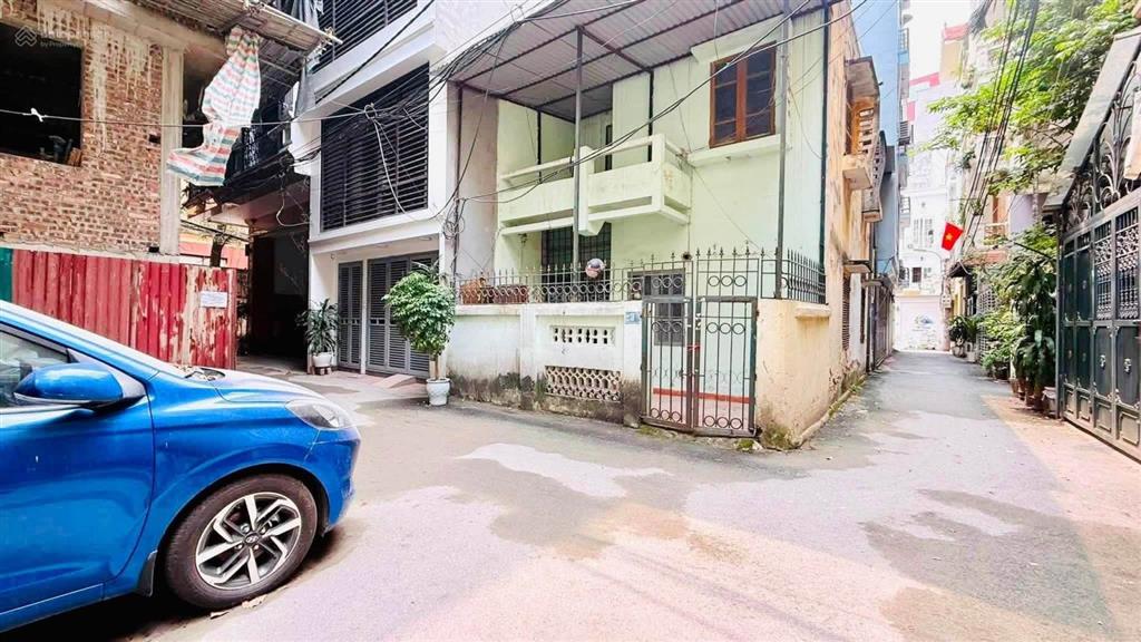 Bán nhà hoàng quốc việt  bán đất tặng nhà  lô góc 2 mặt tiền  ngõ thông  gpxd 9 tầng