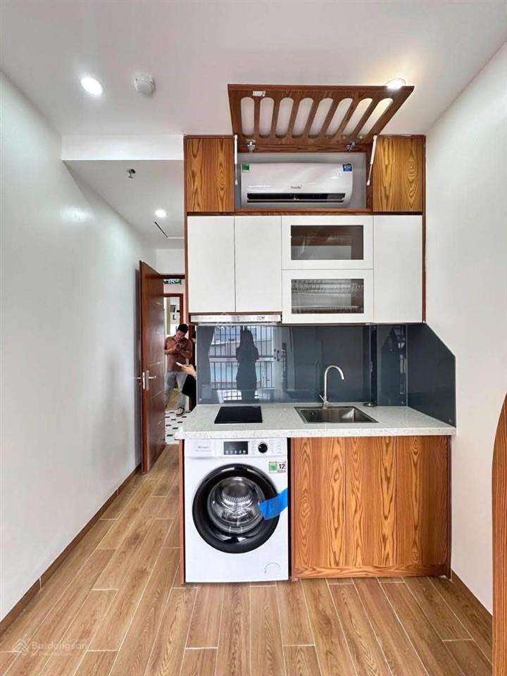 Bán ccmn trung kính  8 tầng thang máy  lô góc 2 mặt tiền  mặt vành đai 2.5