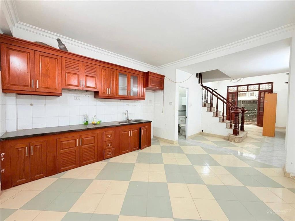 Bán nhà cầu giấy  bán đất tặng nhà  mặt tiền rộng  giá rẻ bất ngờ  tha hồ đầu tư