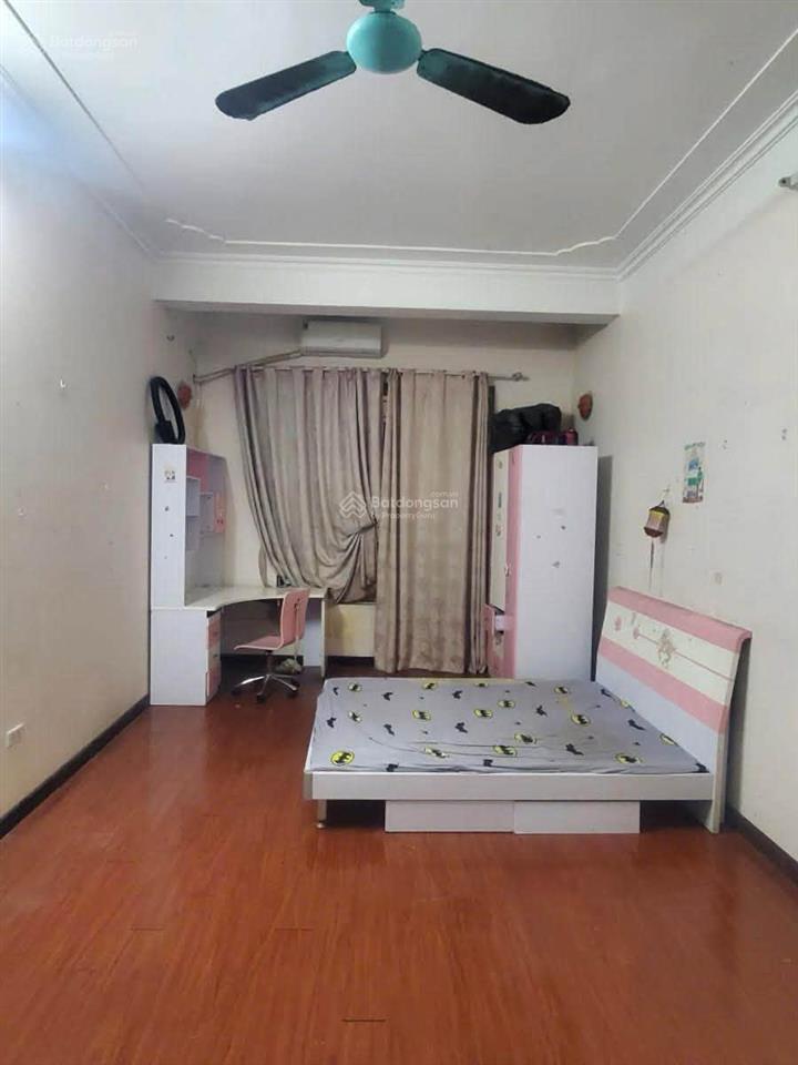 Bán nhà xuân thủy  lô góc 3 thoáng  thang máy  ô tô đỗ cửa  dòng tiền 90tr/th