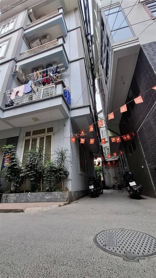 Bán nhà xuân thủy  lô góc 3 thoáng  thang máy  ô tô đỗ cửa  dòng tiền 90tr/th