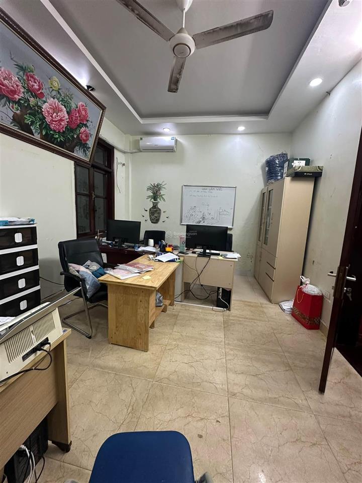Bán nhà mặt phố trung kính  2 thoáng  ô chờ thang máy  kinh doanh tấp nập