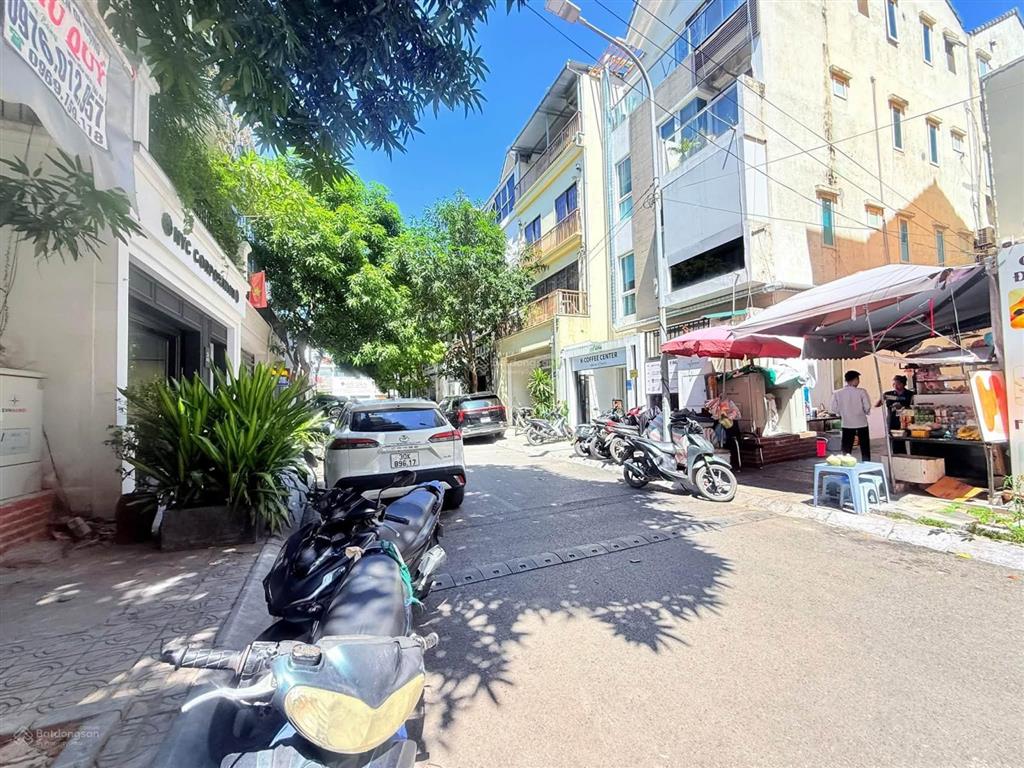 Bán nhà nguyễn chánh  ô tô tránh  kinh doanh đỉnh  cực hiếm nhà bán