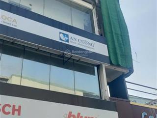 Cho thuê nhà nguyên căn , góc 2 mặt tiền đẹp ngang 4,3x16m  4 tầng btct dtsd 227m2